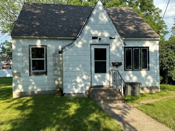 130 Cottage Grove Ave, Foley, MN 56329