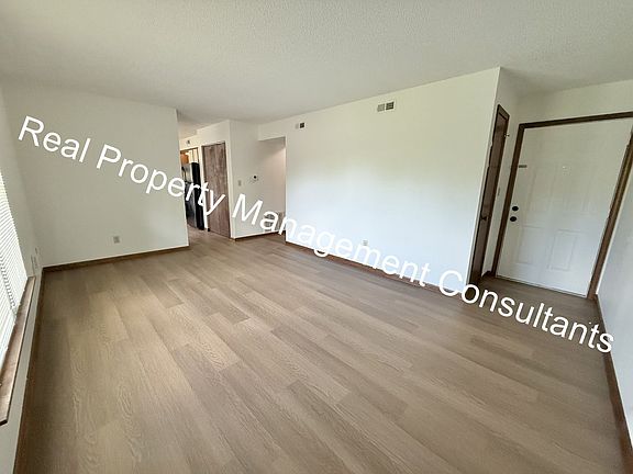 3rd image of 16604 E Gudgell Rd Unit B