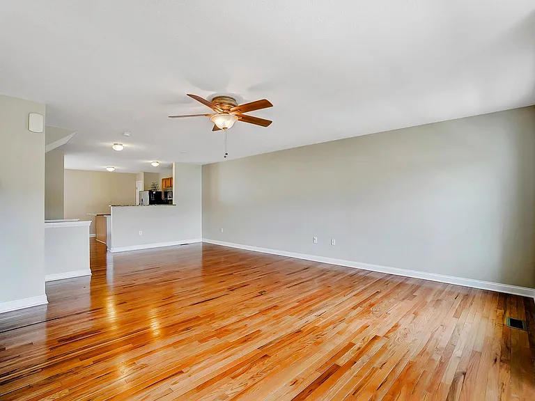 5608 Pittsford Dr — Photo 16