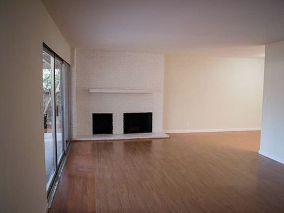 3rd image of 506 Acacia St