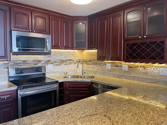2nd image of 555 Pierce Street #1107
