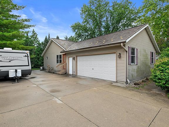 4th image of 610 Green Bay DRIVE