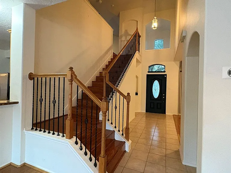 1902 Creegan Park Ct — Photo 37