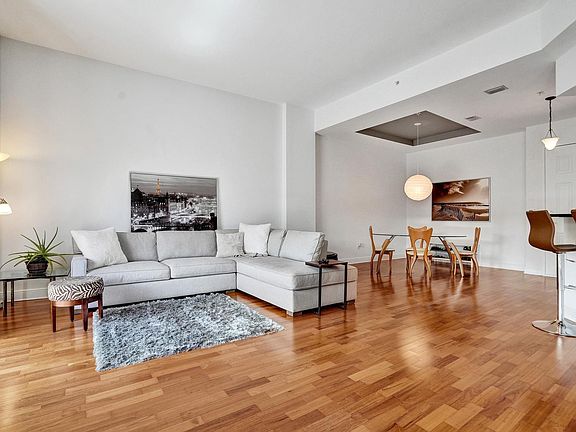 4th image of 2601 NE 14th Avenue #505