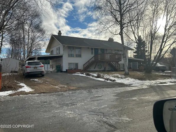 6941 Rovenna St, Anchorage, AK 99518