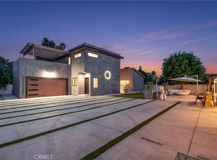 9400 Encino Ave, Northridge, CA 91325