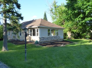 704 Peter St, McHenry, IL 60051