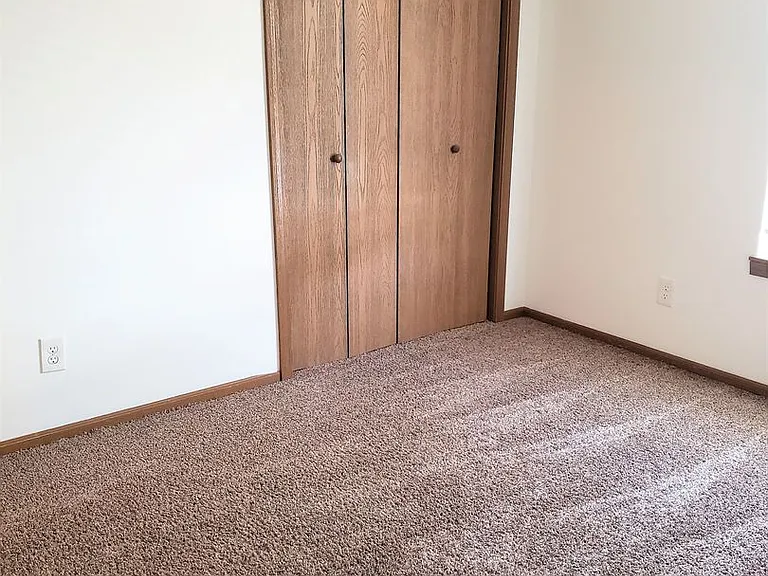 1119 Yuma St — Photo 11
