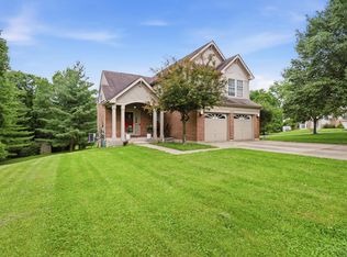 5707 Kiplingwood Dr, Cincinnati, OH 45239