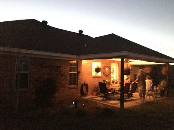 Back patio other side pic 