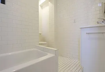 Rented by Piere Michel