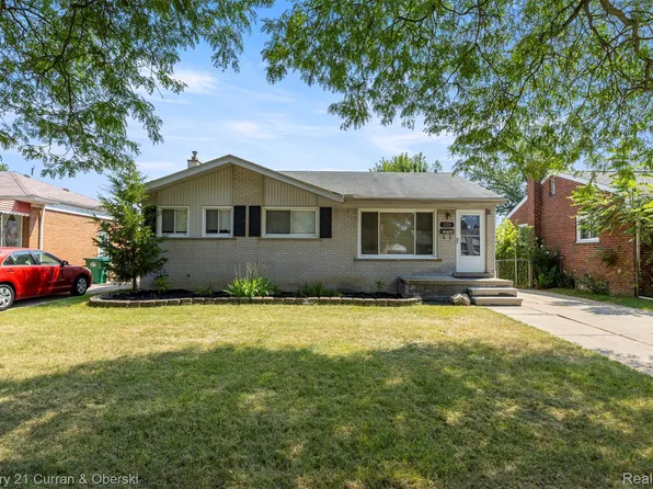 226 Belton St, Garden City, MI 48135