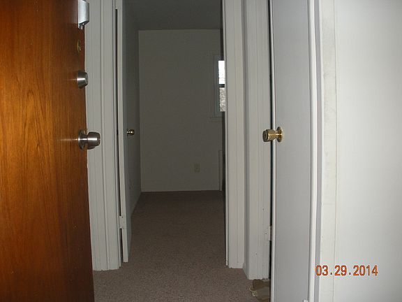 2nd image of 650 Tysens Ln