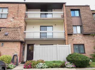 58103 Delaire Landing Rd #103, Philadelphia, PA 19114