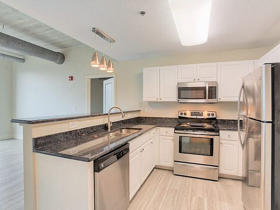 Open layout One Bedroom