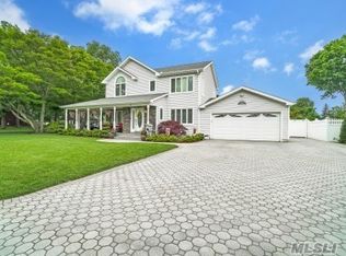 241 5th St, Saint James, NY 11780