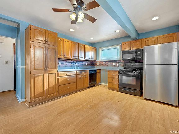 5th image of 155 Mountaindale Road