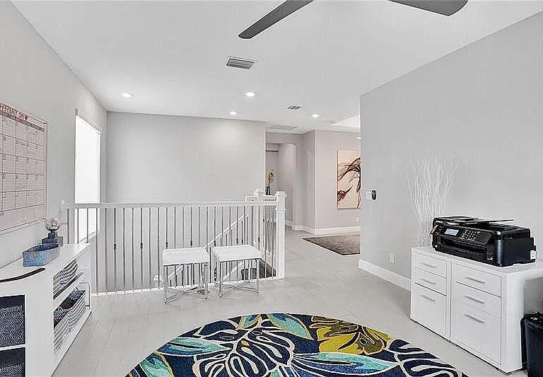 11720 Waterway Cir — Photo 43