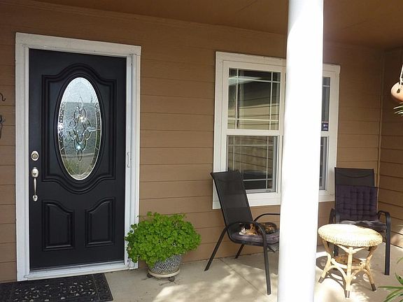 3rd image of 1017 Arrowwood Ln