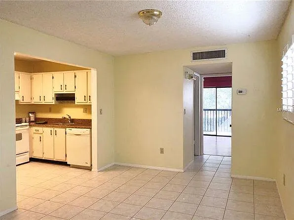 11724 Raintree Lake Ln #D — Photo 6