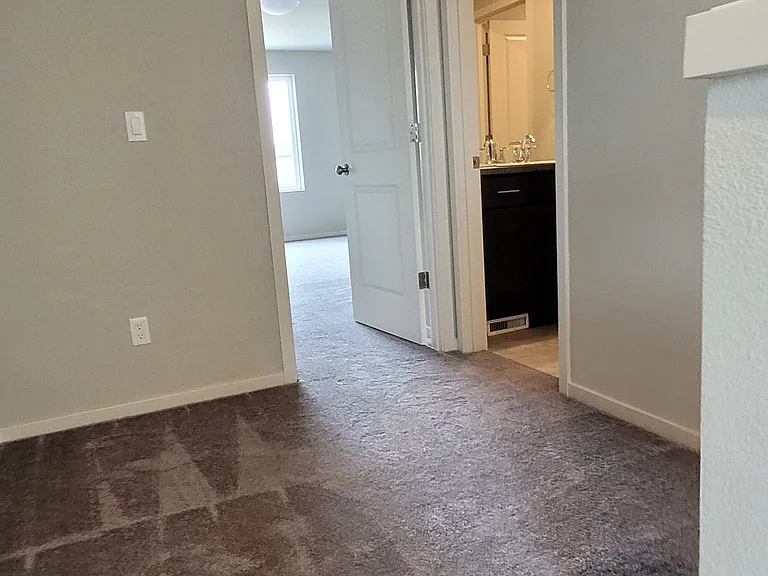 2302 Killian Spring Dr — Photo 35
