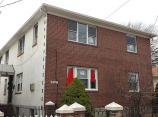 620 127th St APT 1R, College Point, NY 11356