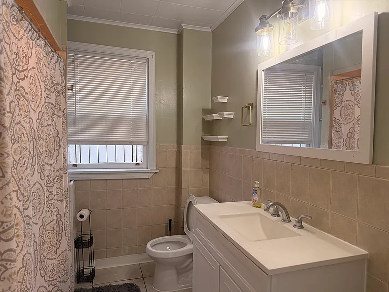 45 Welles St — Photo 26