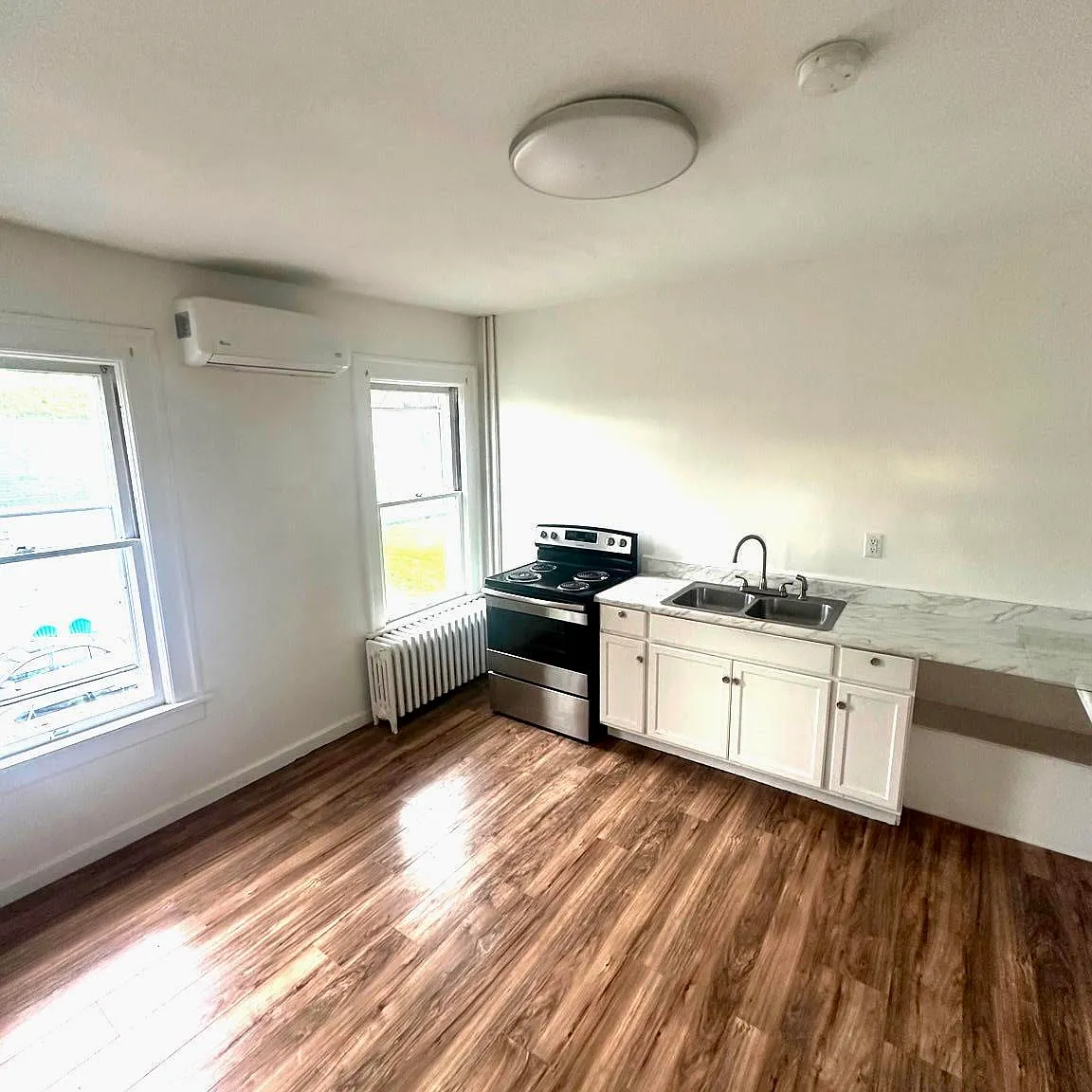 41 Grandview Ave — Photo 1