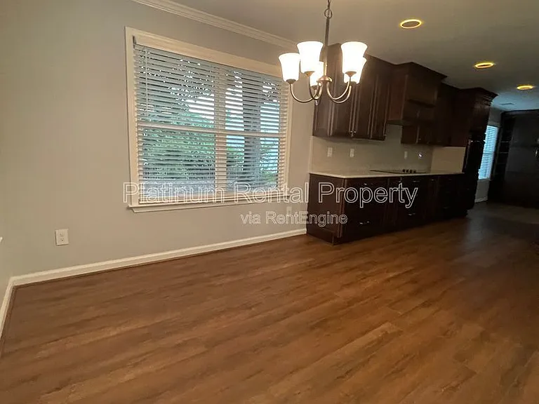 1745 Berry Ct — Photo 37