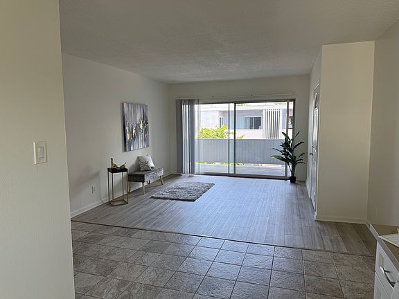 3rd image of 22608 Ocean Ave