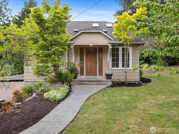 1617 N 167th Street, Shoreline, WA 98133