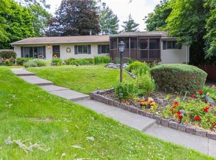 6 High Acres Dr, Poughkeepsie, NY 12603