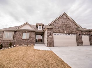 152 Hickory Ridge Dr, Glenwood, IA 51534