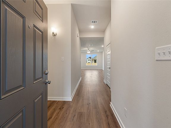 4th image of 6318 Trado Dr