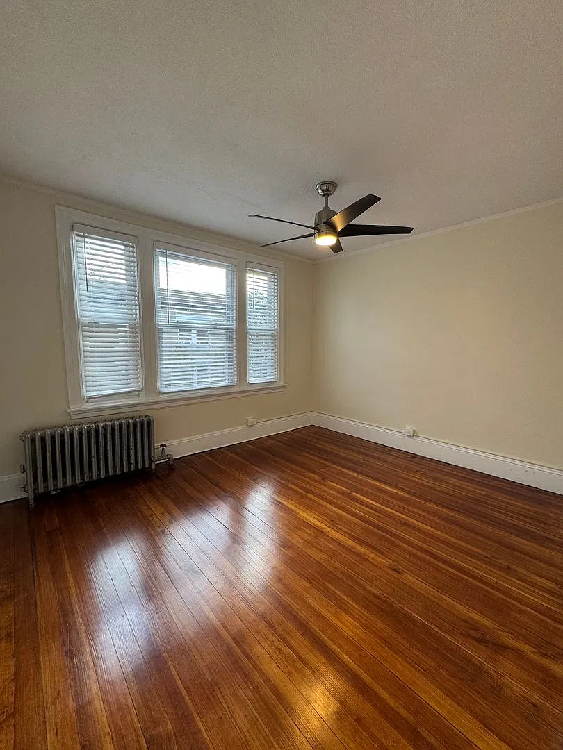 3-level Townhouse 7-bed + 4-bath @ BU — Photo 1