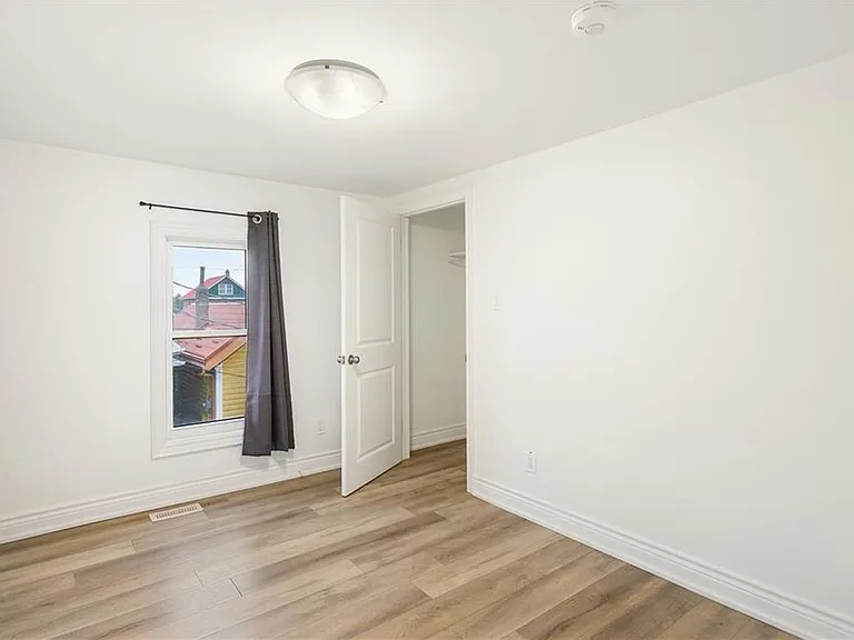 27 Jones Ln — Photo 4