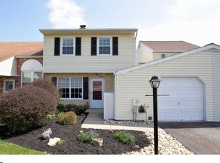 521 Summerhill Ln, Harleysville, PA 19438