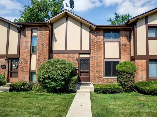 1S300 Ingersoll Ln, Villa Park, IL 60181