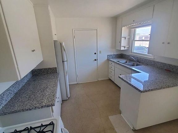 2nd image of 24603 Richman Dr #24599