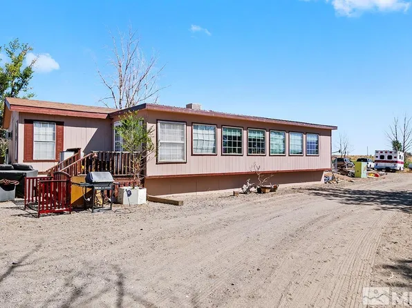 4900 Park St, Silver Springs, NV 89429