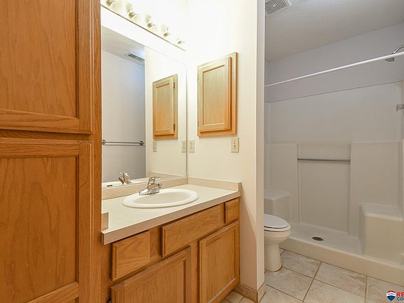 5th image of 10330 N 140th St Unit 5