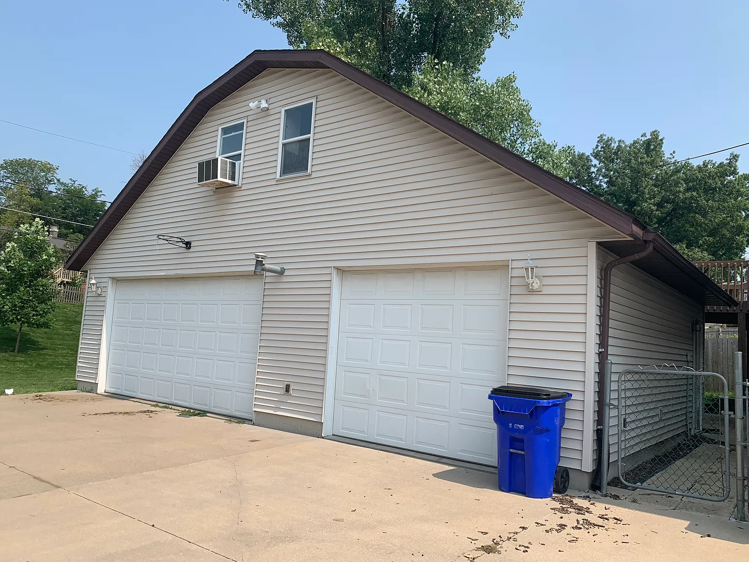 4 bed, 1600 sqft, $2,850 — Photo 1