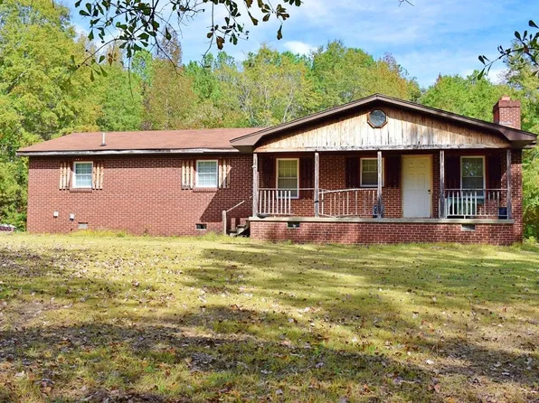 525 Robinson Dairy Rd, Enoree, SC 29335