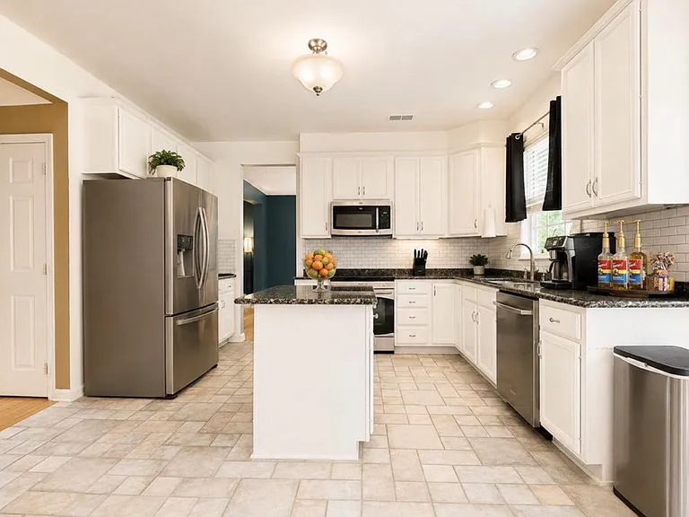 3029 Marsh Crossing Dr — Photo 6
