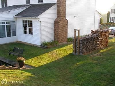 2nd image of 9813 Hickoryhurst Dr