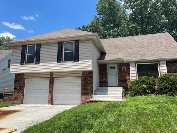 2140 E 152nd Ter, Olathe, KS 66062