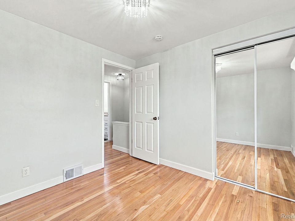 4728 Stilwell Dr, photo 22