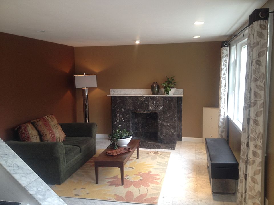 2nd image of 12 Mount Vernon St