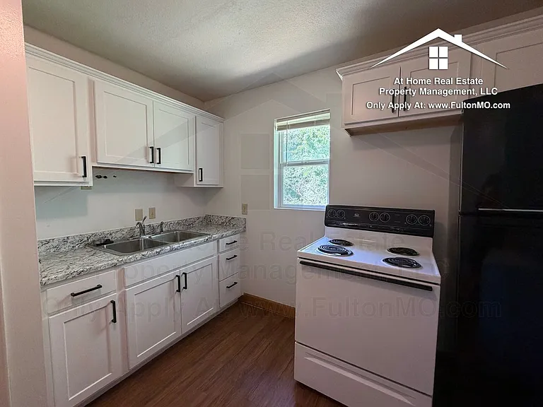 1514 Monroe St — Photo 17