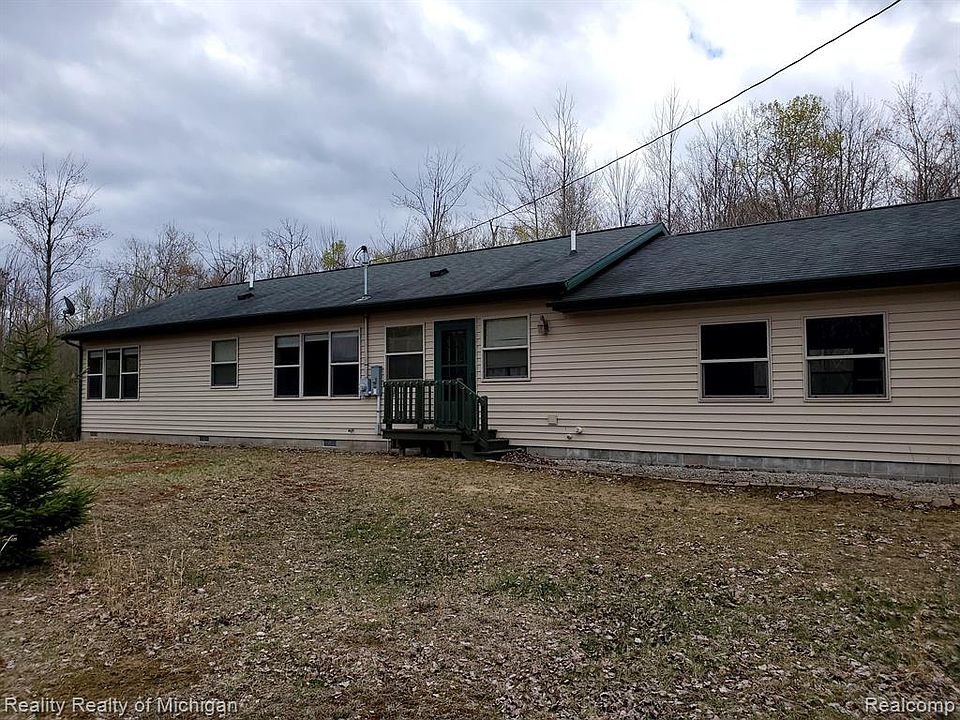 5232 N Eleven Mile Rd, Pinconning, MI 48650 Zillow